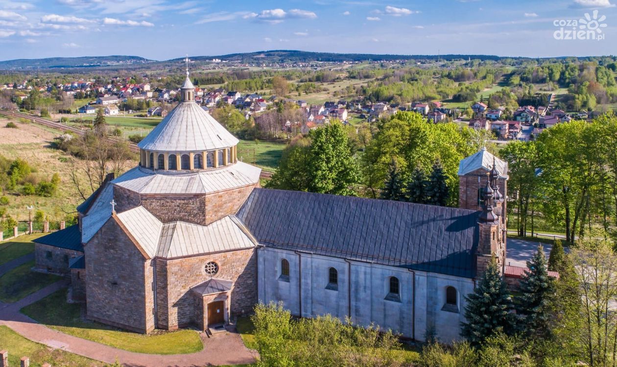 Cud architektury - kościół św. Rozalii i św. Marcina w Zagnańsku