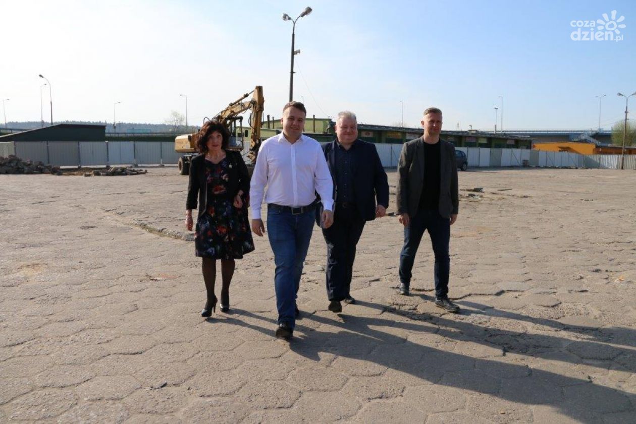 Starachowice. Rozpoczęto modernizacje targowiska