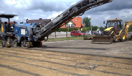 Przedszkola i szkoły w Ostrowcu pięknieją