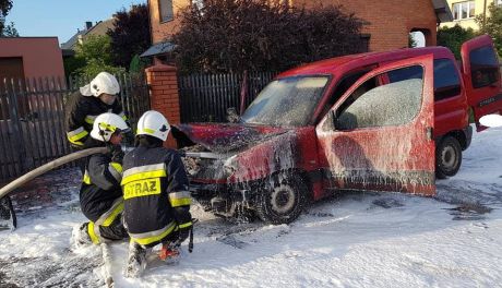 W Kunowie płonęło auto