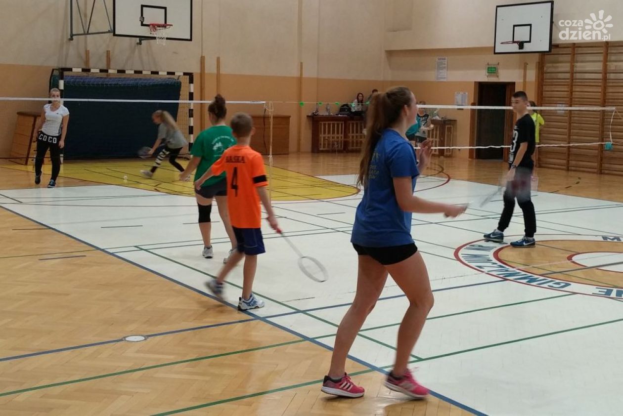 Sport po godzinach - nowe zajęcia w ostrowieckich szkołach