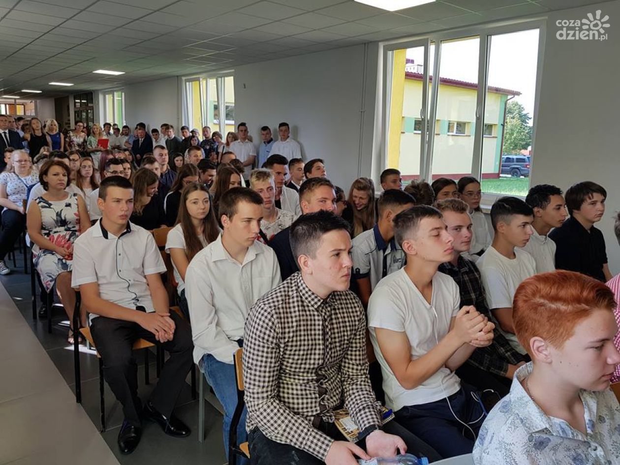 Młodzi Ukraińcy już uczą się w Ożarowie