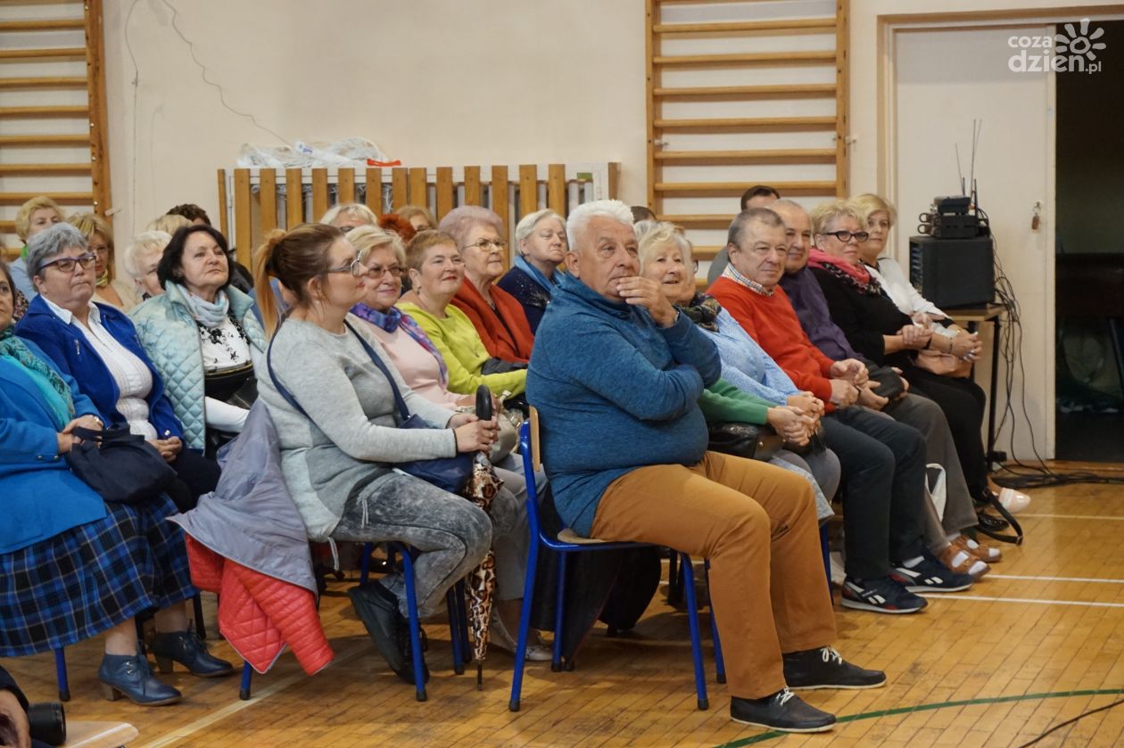 Szkoła Zdrowego Stylu Życia przyciąga tłumy