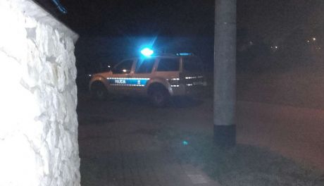 OSTROWIEC - zwłoki mężczyzny na wale