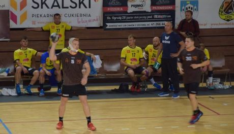 KSZO ODLEWNIA przegrywa z liderem