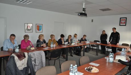 Strażacy z nauczycielami o czadzie