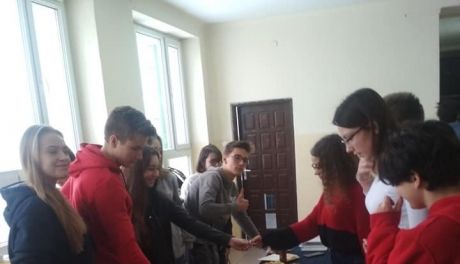 W "Staszicu" potrafią pomagać