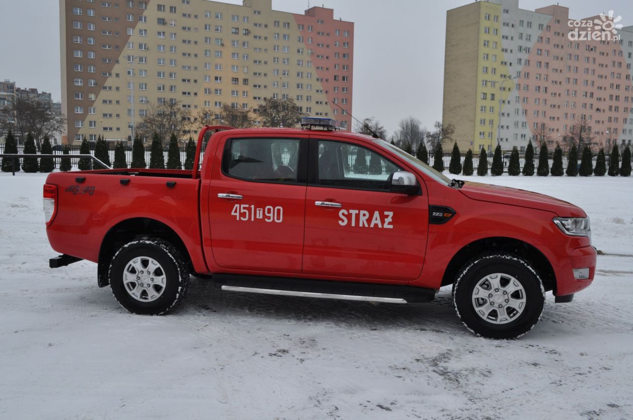 Nowe pojazdy dla ostrowieckich strażaków 