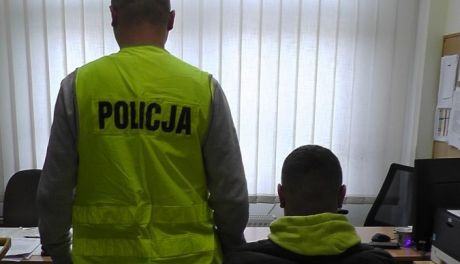 Odpowiedzą za kradzież puszki z pieniędzmi