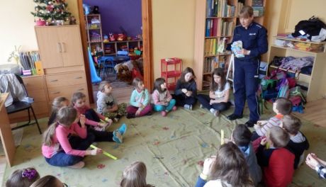 Z dziećmi o bezpiecznych feriach