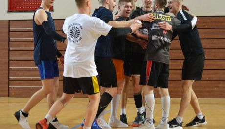 Siatkarze grali o Puchar Prezydenta Ostrowca