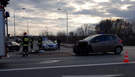 Groźna stłuczka przy węźle Brezelia