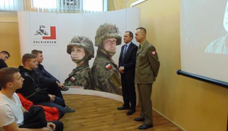 W Ostrowcu ruszyła kwalifikacja wojskowa