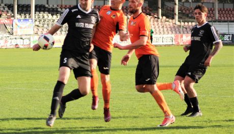 KSZO 1929 Ostrowiec Św. - Czarni Połaniec - zdjęcia