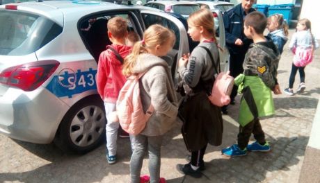 Dzieci poznały pracę policjantów