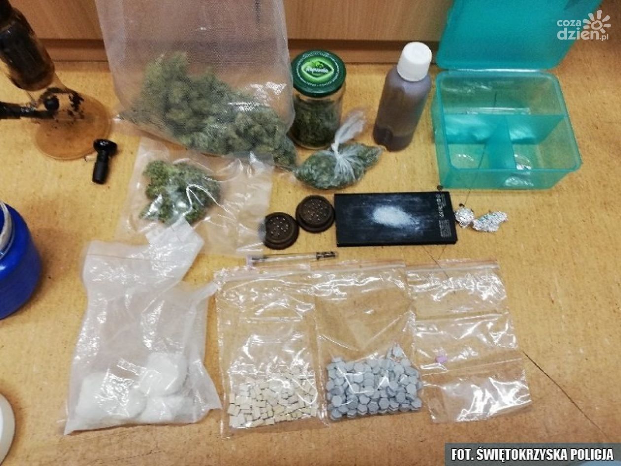 Narkotyki u 25-latka