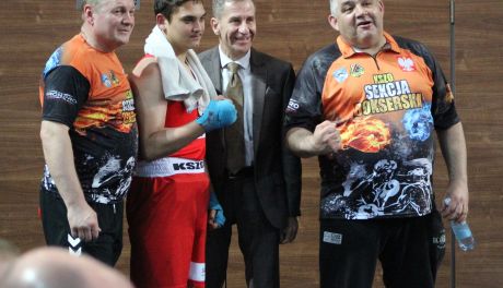 W Ostrowcu ruszył turniej bokserski Olimpiady Młodzieży