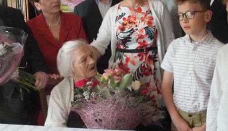 100 lat dla pani Władysławy to za mało!