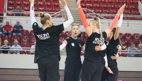 Siatkarki KSZO czwarte w Mielcu