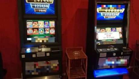 Nielegalne automaty i narkotyki