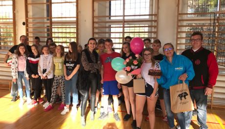 Rekordowa Niespodzianka zaskakuje na lekcji wf-u