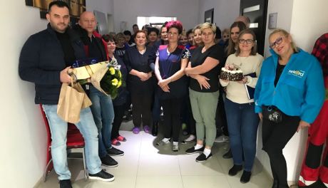 Rekordowa Niespodzianka dla przystojnego szefa