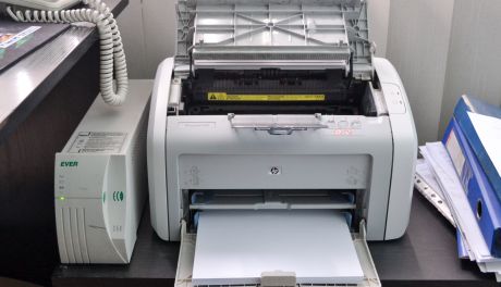 Potrzebujesz akcesoriów do biura? Złóż zamówienie online