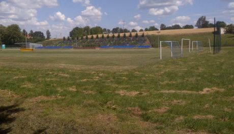 Rozgrywki piłkarskie w regionie zawieszone