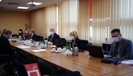 Kolejne miliony na walkę z koronawirusem