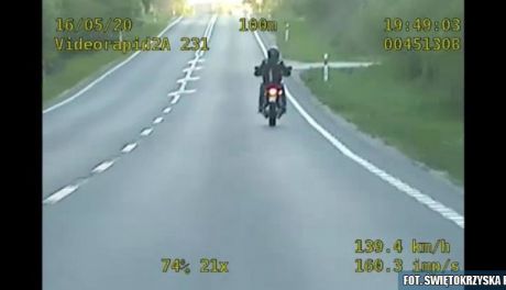 Policyjny pościg za motocyklistą
