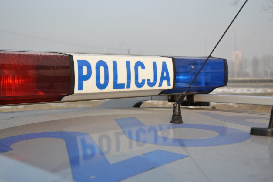 Uciekał przed policją, ukrywał się w ciemnościach. 38-latek trafił za kratki