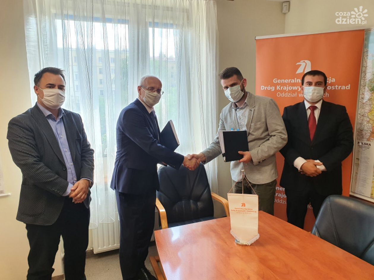 Jest umowa na budowę 