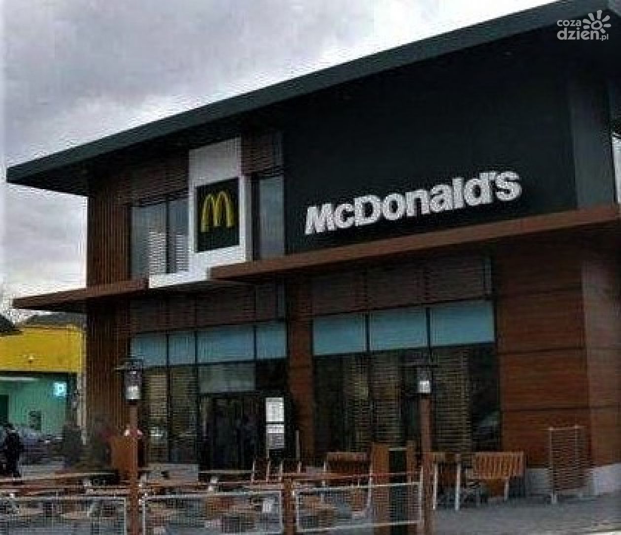 Tragedia w ostrowieckim McDonaldzie! Nie żyje pracownica