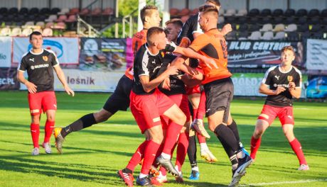 KSZO 1929 Ostrowiec Św. - Korona II Kielce - zdjęcia