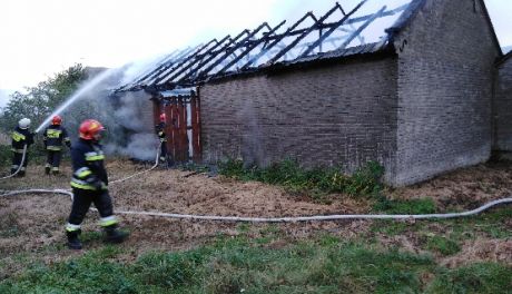 Płonął budynek gospodarczy w Buszkowicach