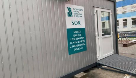 Kontenery zastąpią namioty - nowe izolatorium przed WSZ w Kielcach