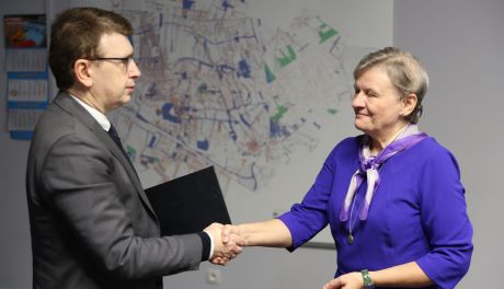 Podziękowania za lata pracy na rzecz ostrowieckiego samorządu