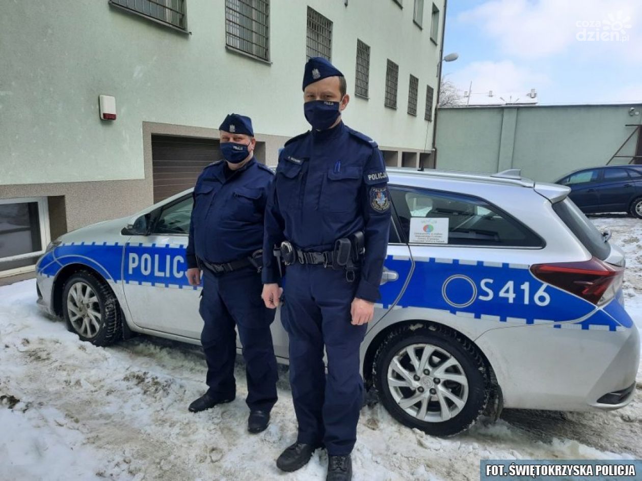 Policjanci pomogli na czas dotrzeć do szpitala