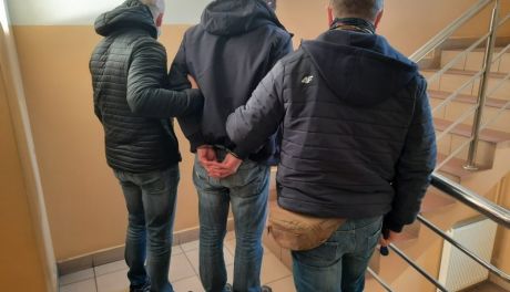 Kolejni poszukiwani przez sąd trafili w ręce policji