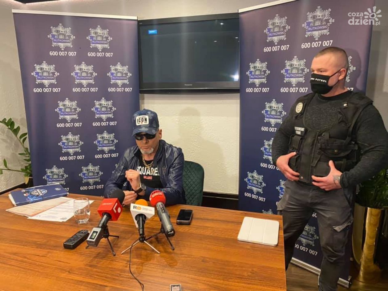 Tajemnicze zniknięcie ogromnej kwoty pieniędzy z domu ostrowieckiej seniorki