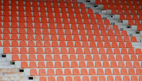 999 miejsc czeka na kibiców w Ostrowcu