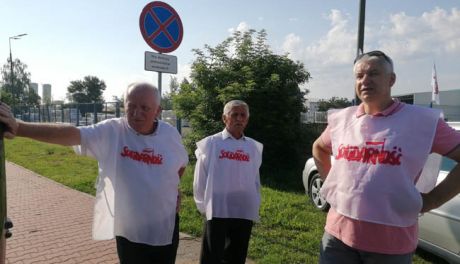 W Lipsku zaostrzają strajk

