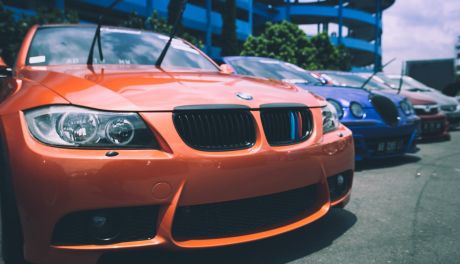 Jakie powinno być najlepsze pierwsze auto? Jak kupić pierwsze auto i nie żałować? 