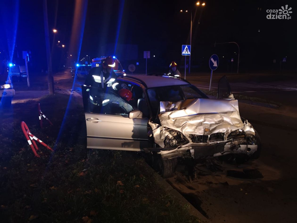 Nocna tragedia na skrzyżowaniu ulic Radwana i Polnej