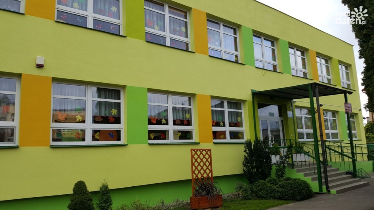 Wakacyjne dyżury ostrowieckich przedszkoli