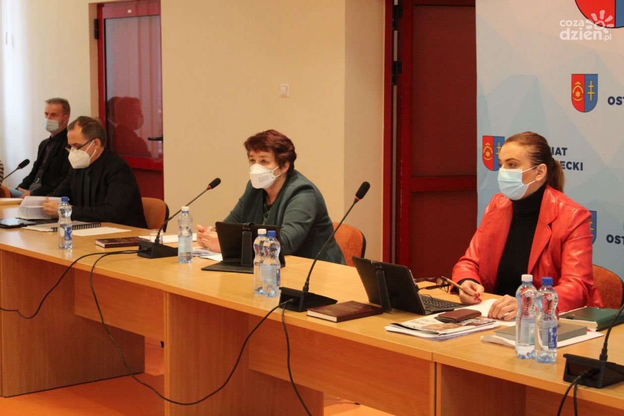 Radni powiatu ostrowieckiego znają już  założenia tegorocznego budżetu 