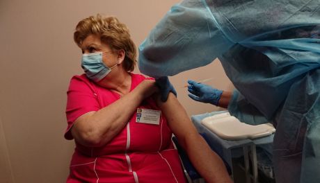 Ostrowiecki szpital już od roku oferuje szczepienia przeciwko covid 19
