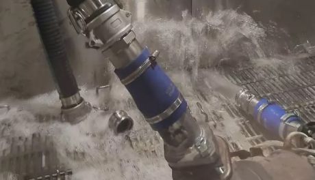 Wodne czyszczenie filtrów DPF – dlaczego warto i jak przebiega?