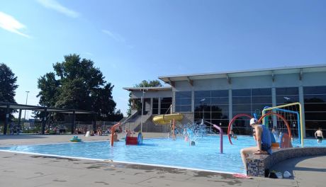 Letnie baseny w Ostrowcu otwarte od początku wakacji
