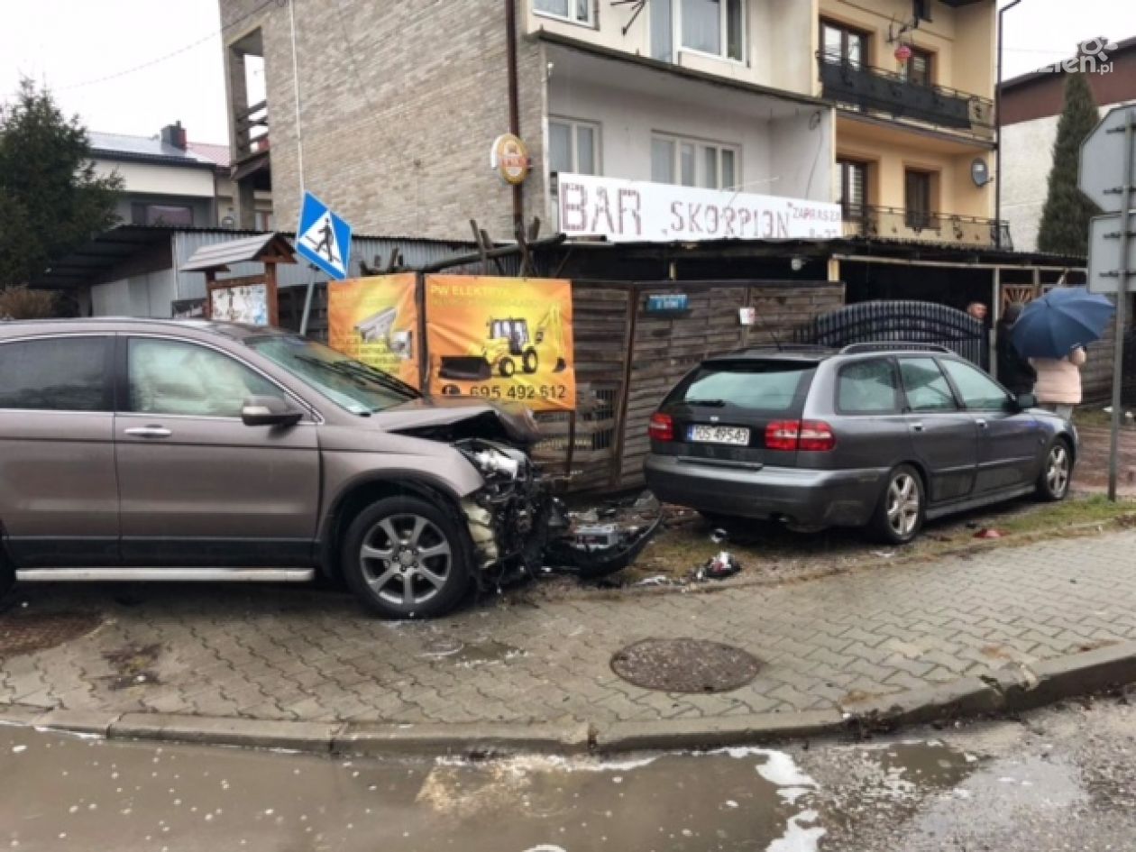 Kolizja na skrzyżowaniu 